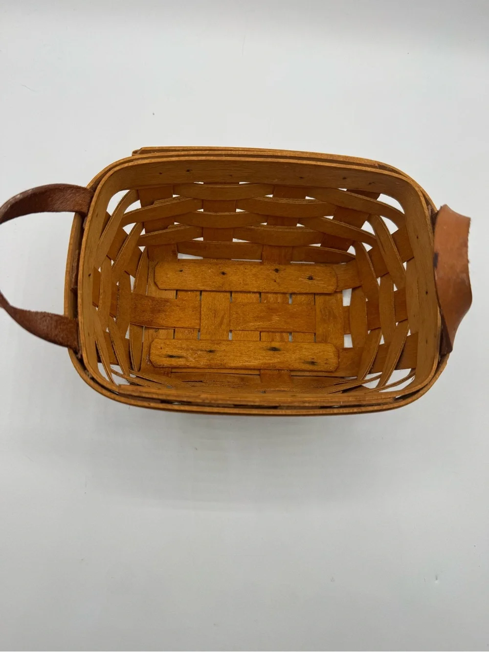 Vintage Longaberger Tea Basket-Leather Handles  7